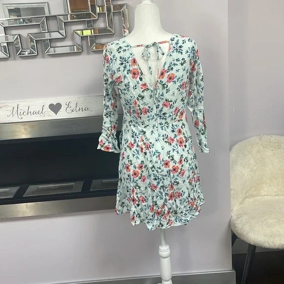 ♡Loft dress size 4 - Picture 3 of 6